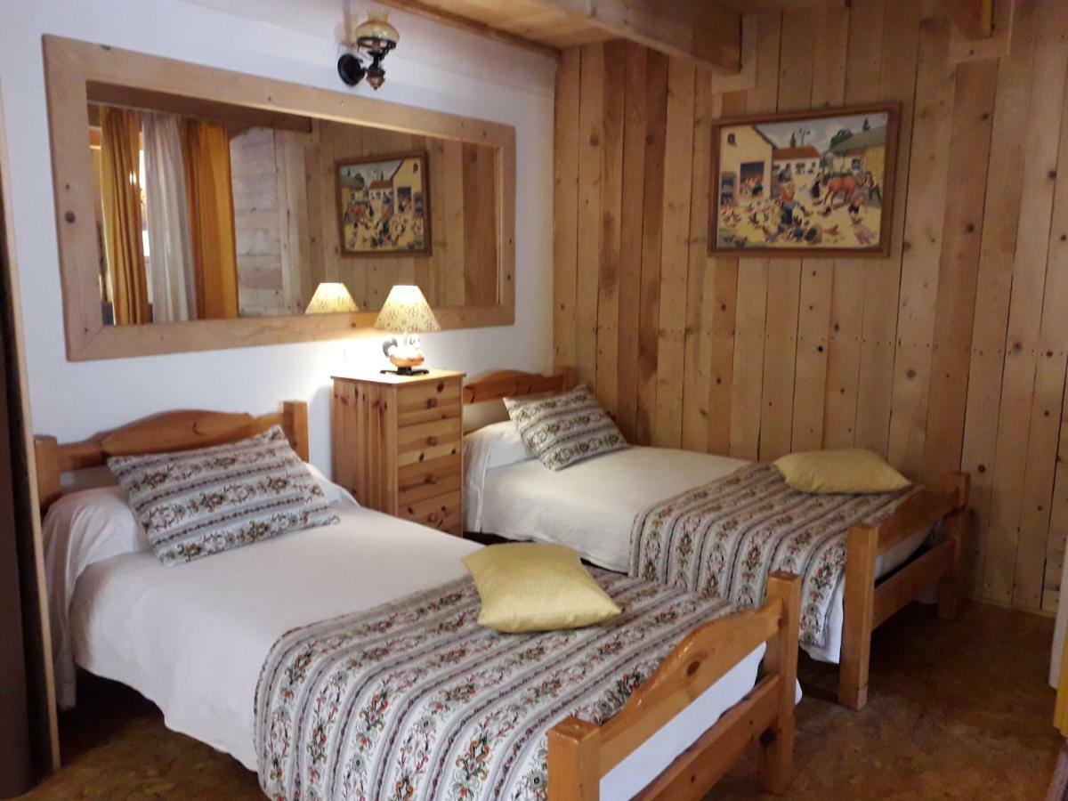 Meuble De Tourisme La Jaulipiere Apartment Joursac Ngoại thất bức ảnh